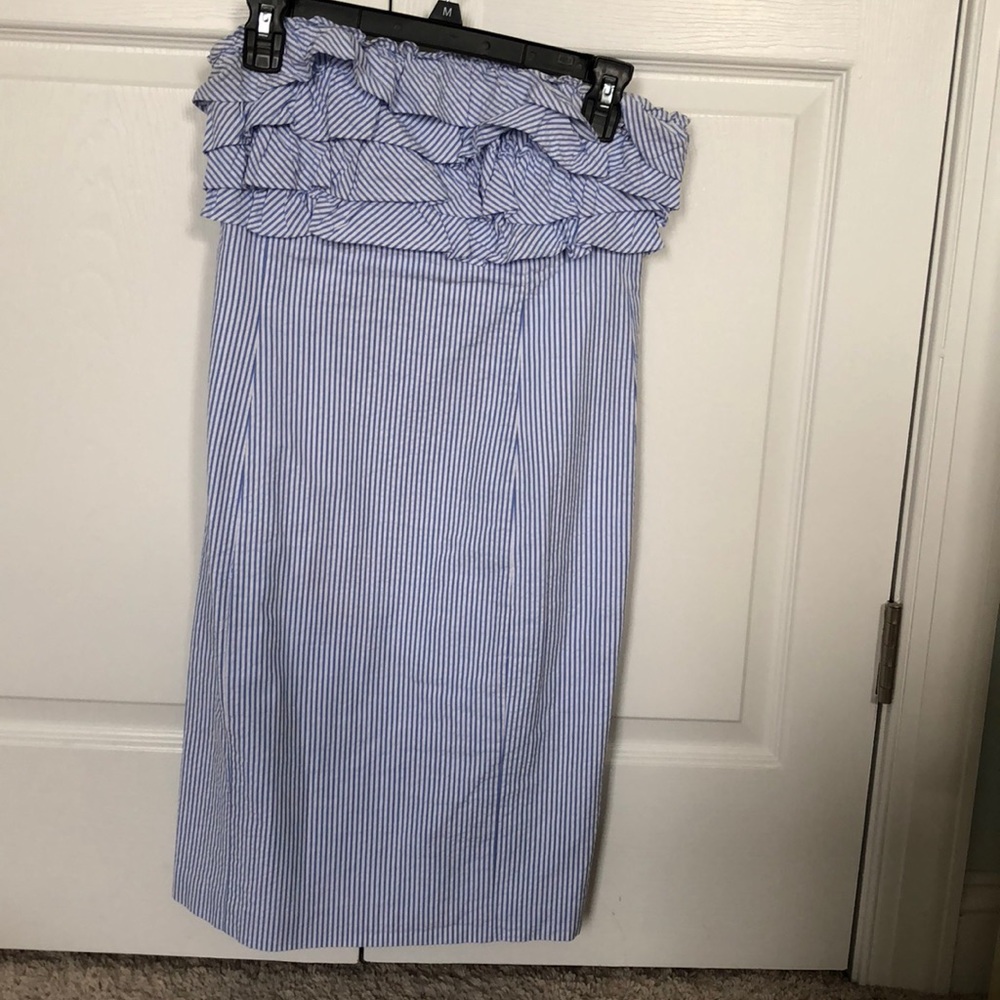 Vineyard vines strapless sear sucker dress